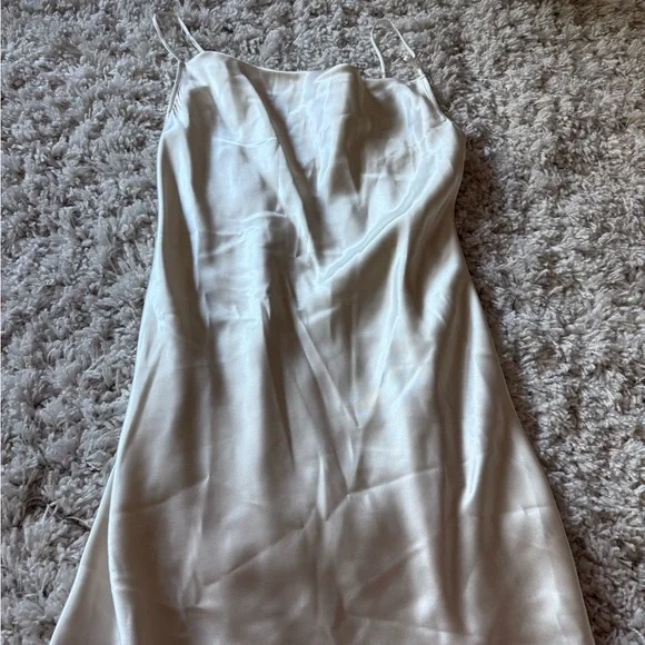 Fleur du Mal Elegant Cream Mini Dress - Picture 5 of 7